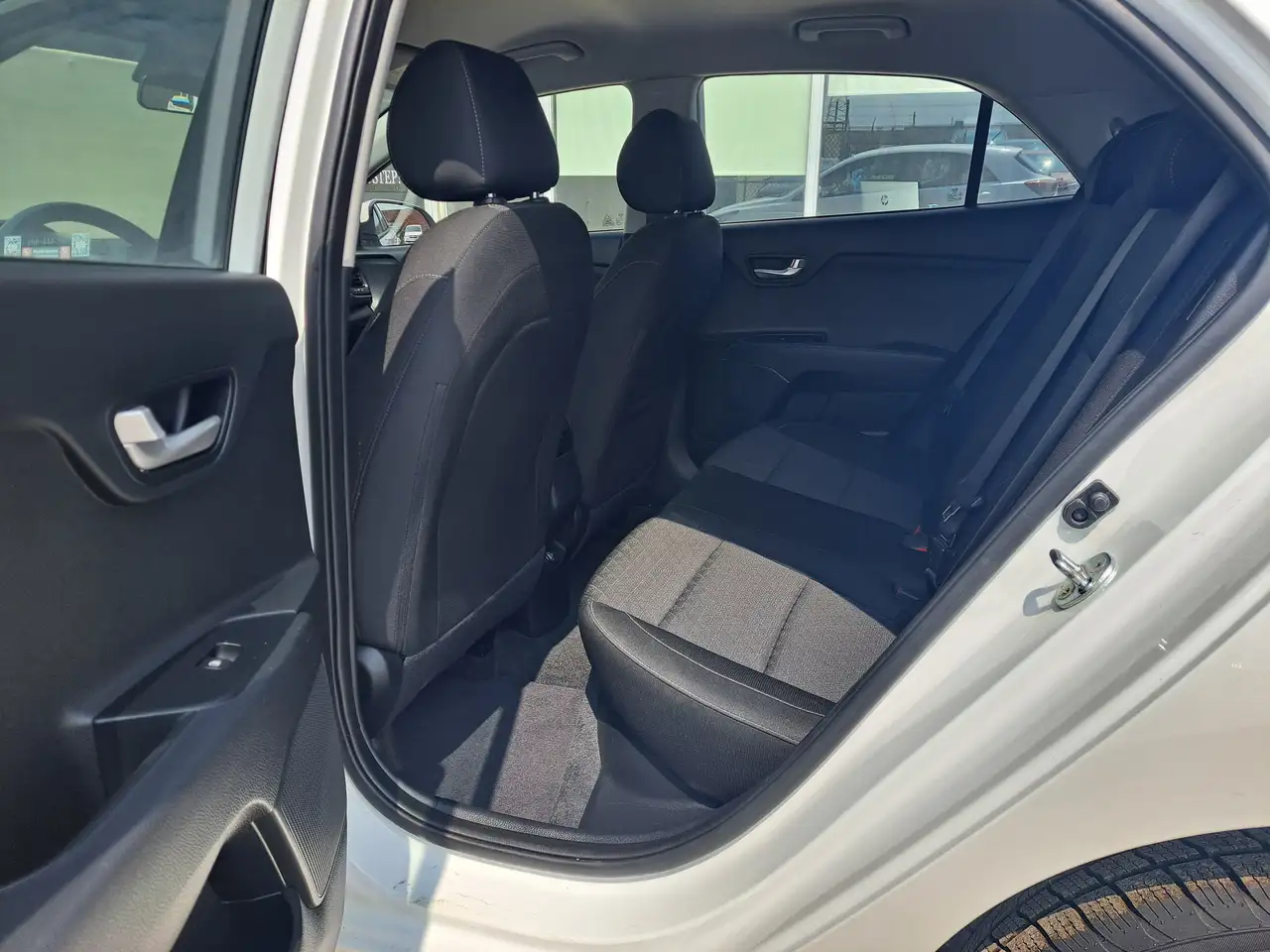 Kia Rio снимка Kia Rio