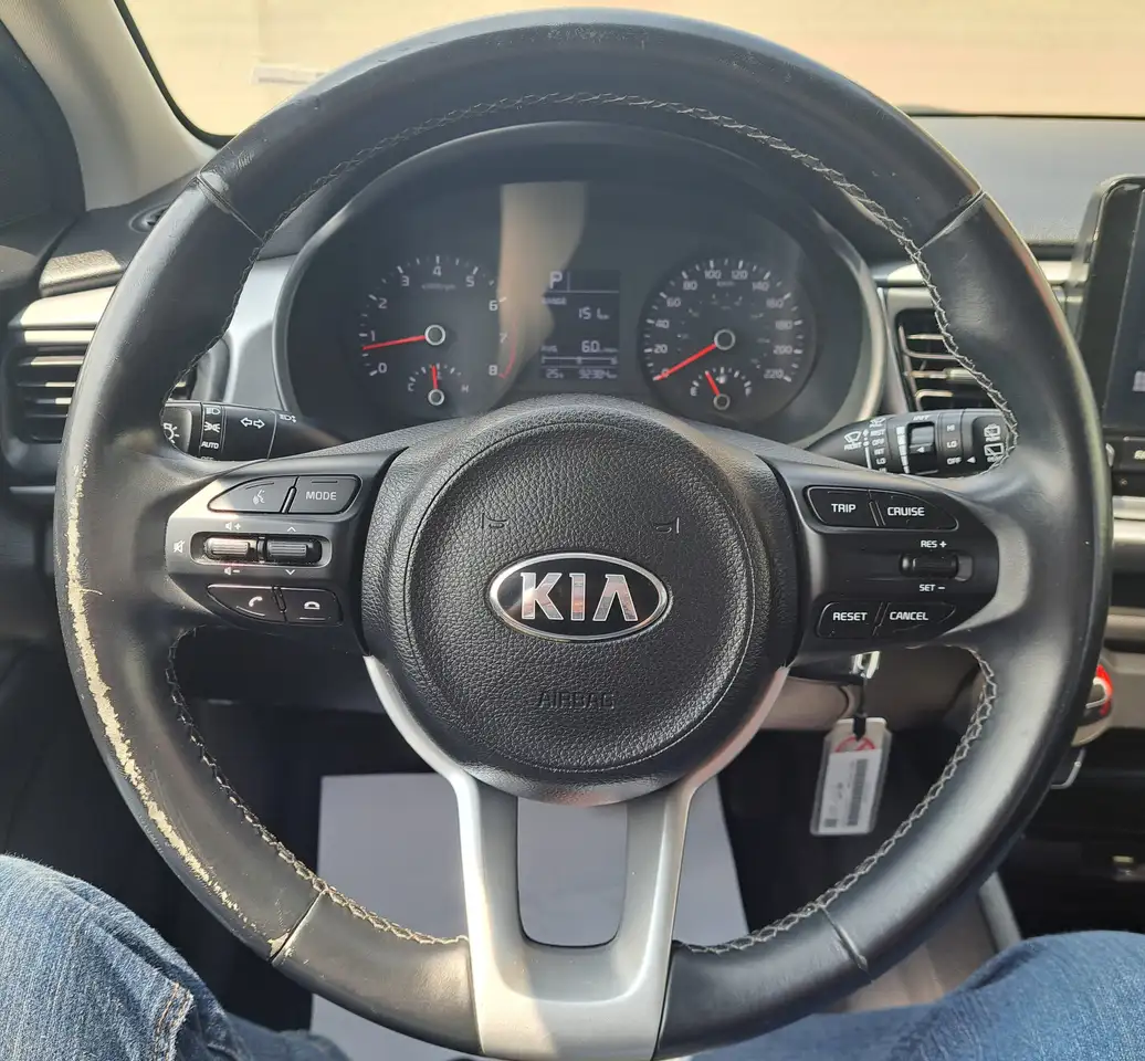 Kia Rio снимка Kia Rio