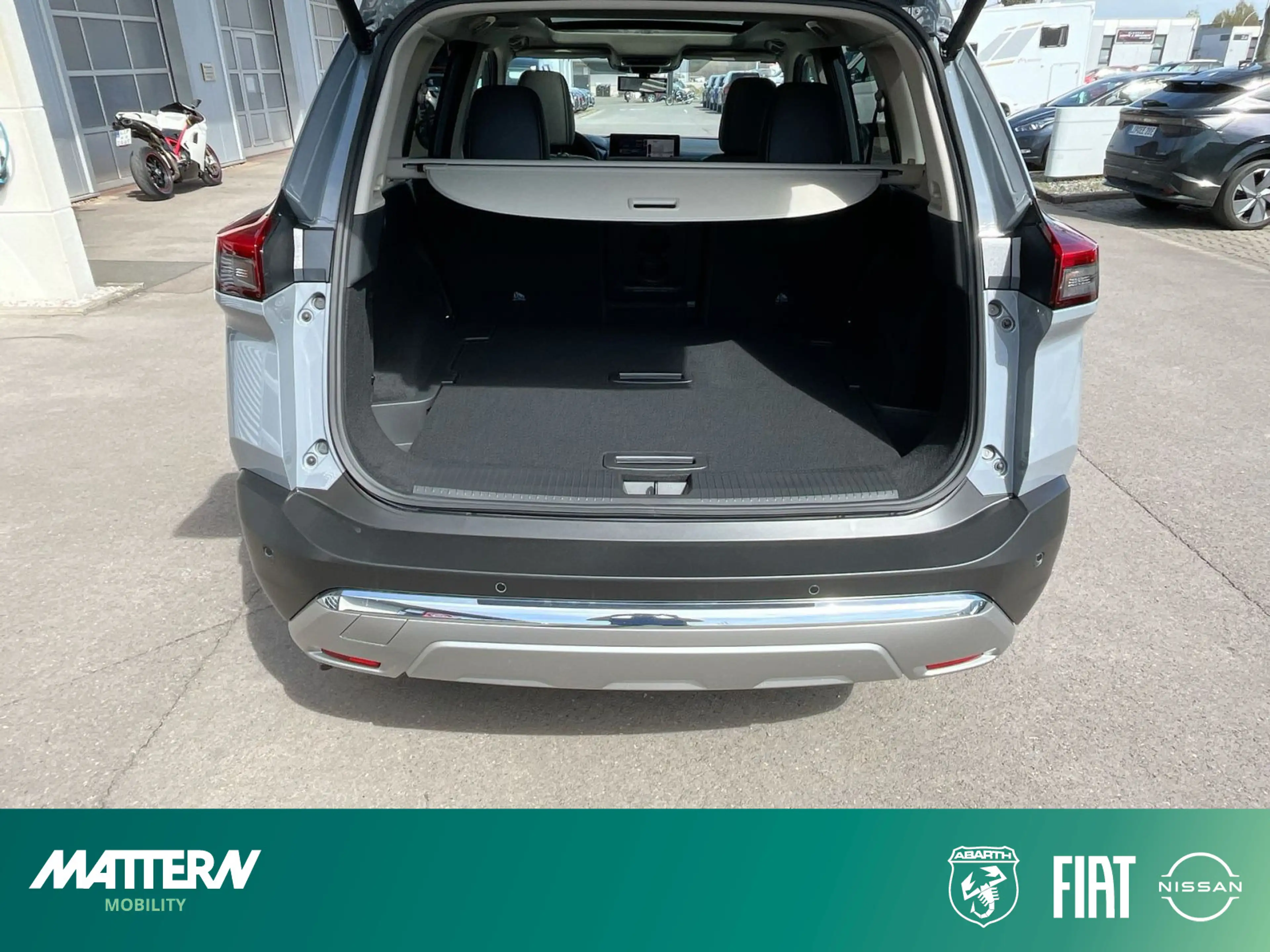 Nissan X-Trail 1.5 VC-T e-Power Tekna e-4ORCE — photo 10