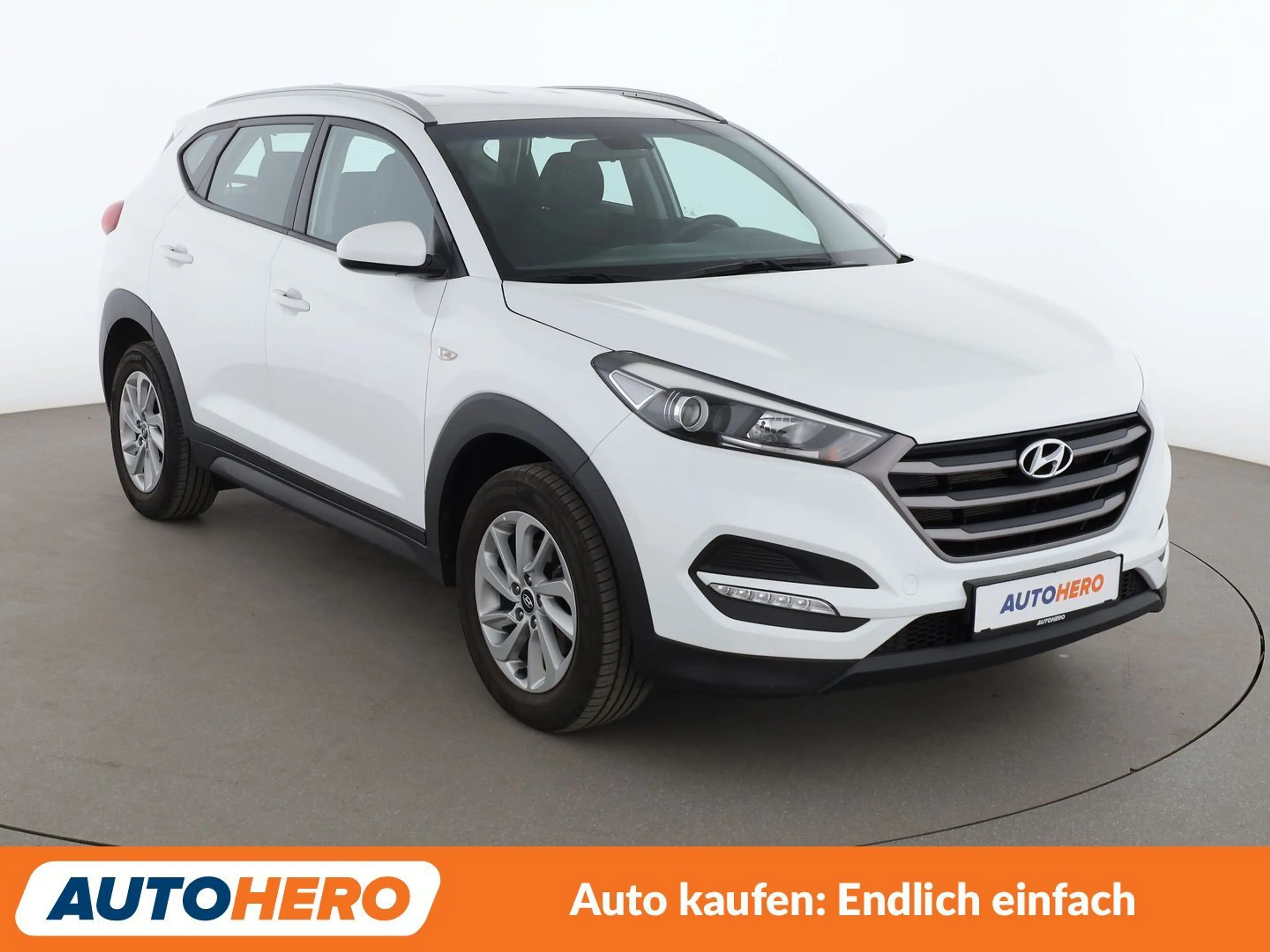 Hyundai TUCSON 1.6 Classic blue 2WD *NAVI*TEMPO*CAM*PDC*SHZ*ALU* — photo 8