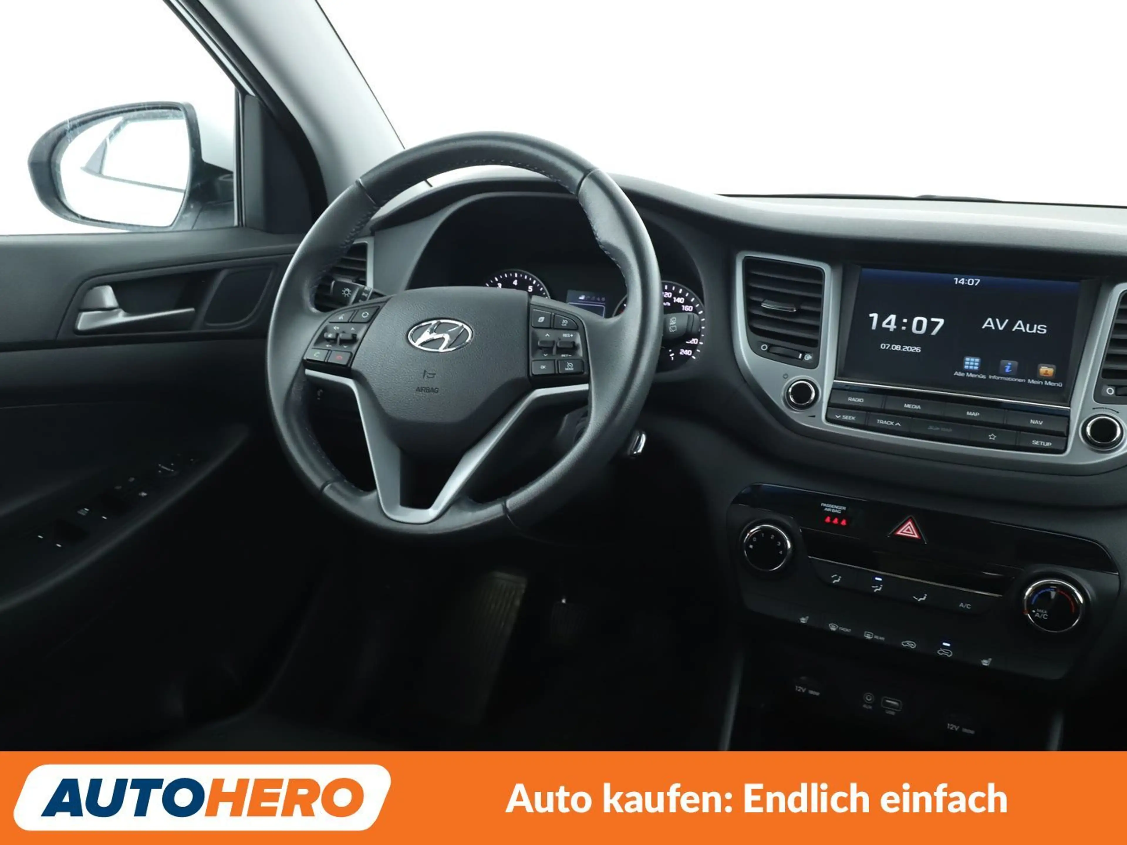Hyundai TUCSON 1.6 Classic blue 2WD *NAVI*TEMPO*CAM*PDC*SHZ*ALU* — photo 13