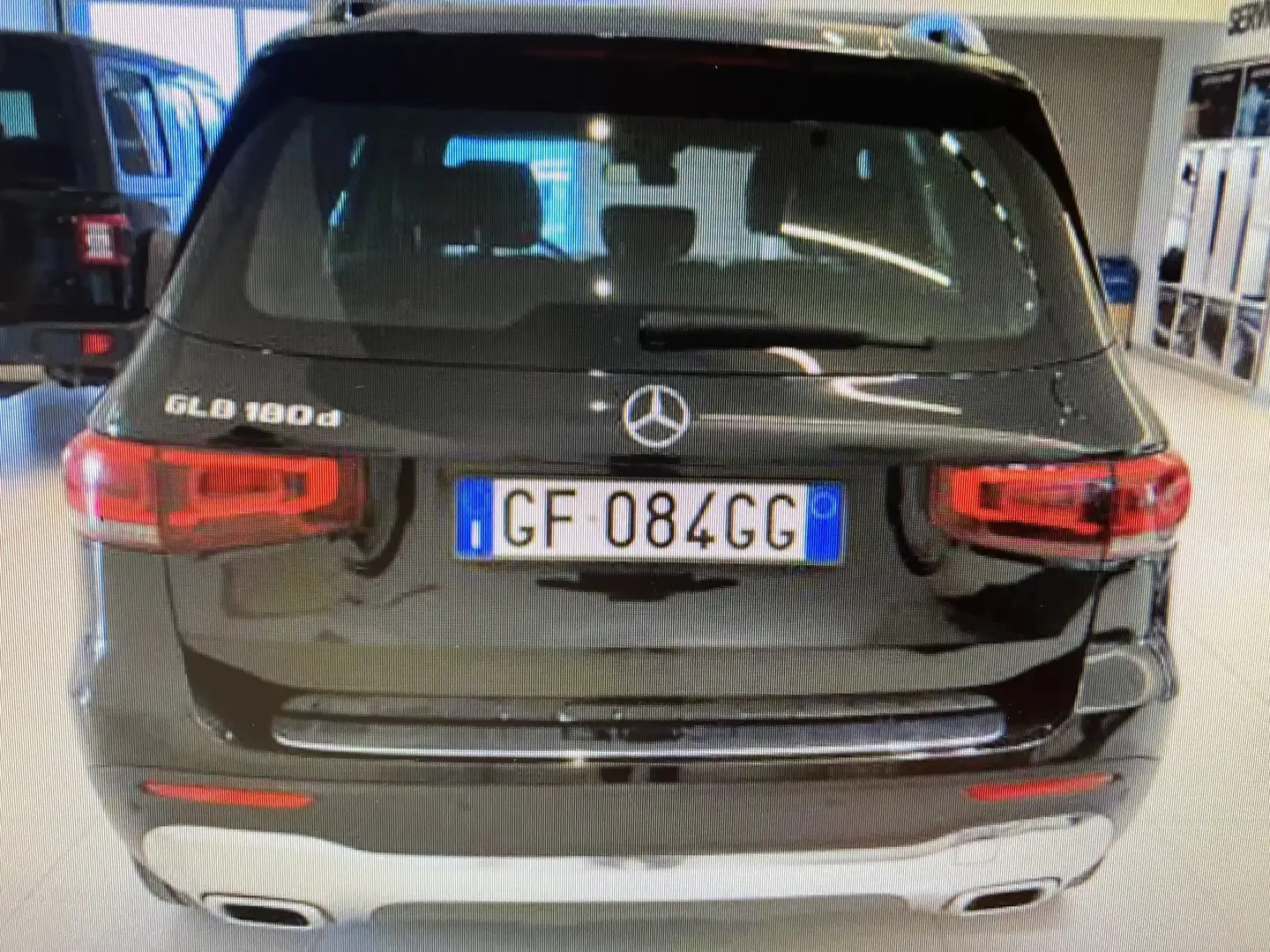 Mercedes-Benz GLB 180 GLB 180 d Sport Plus auto Чорний - 2