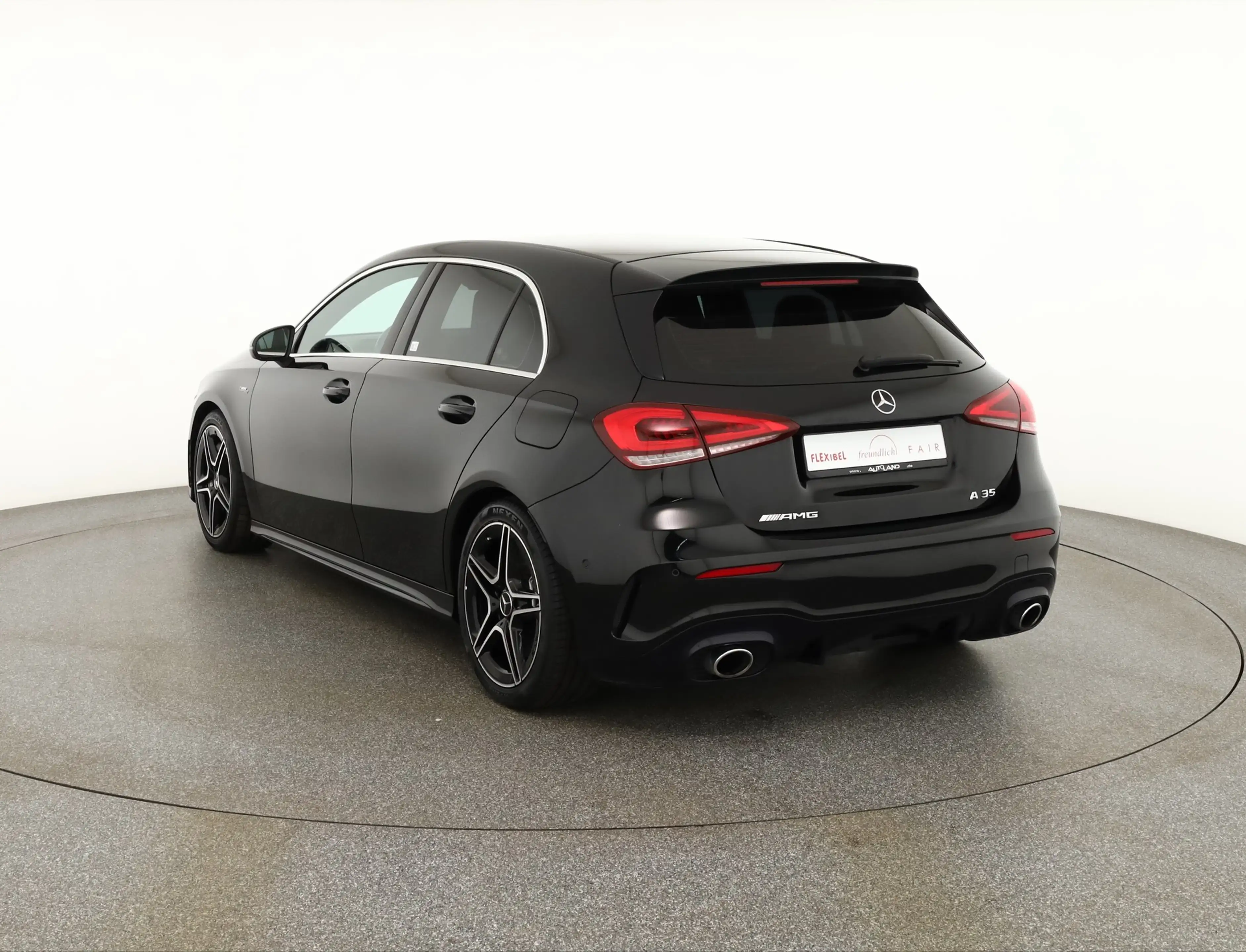 Mercedes-Benz A 35 AMG 4Matic LED Navi Alcantara AHK Kamera DAB — photo 3