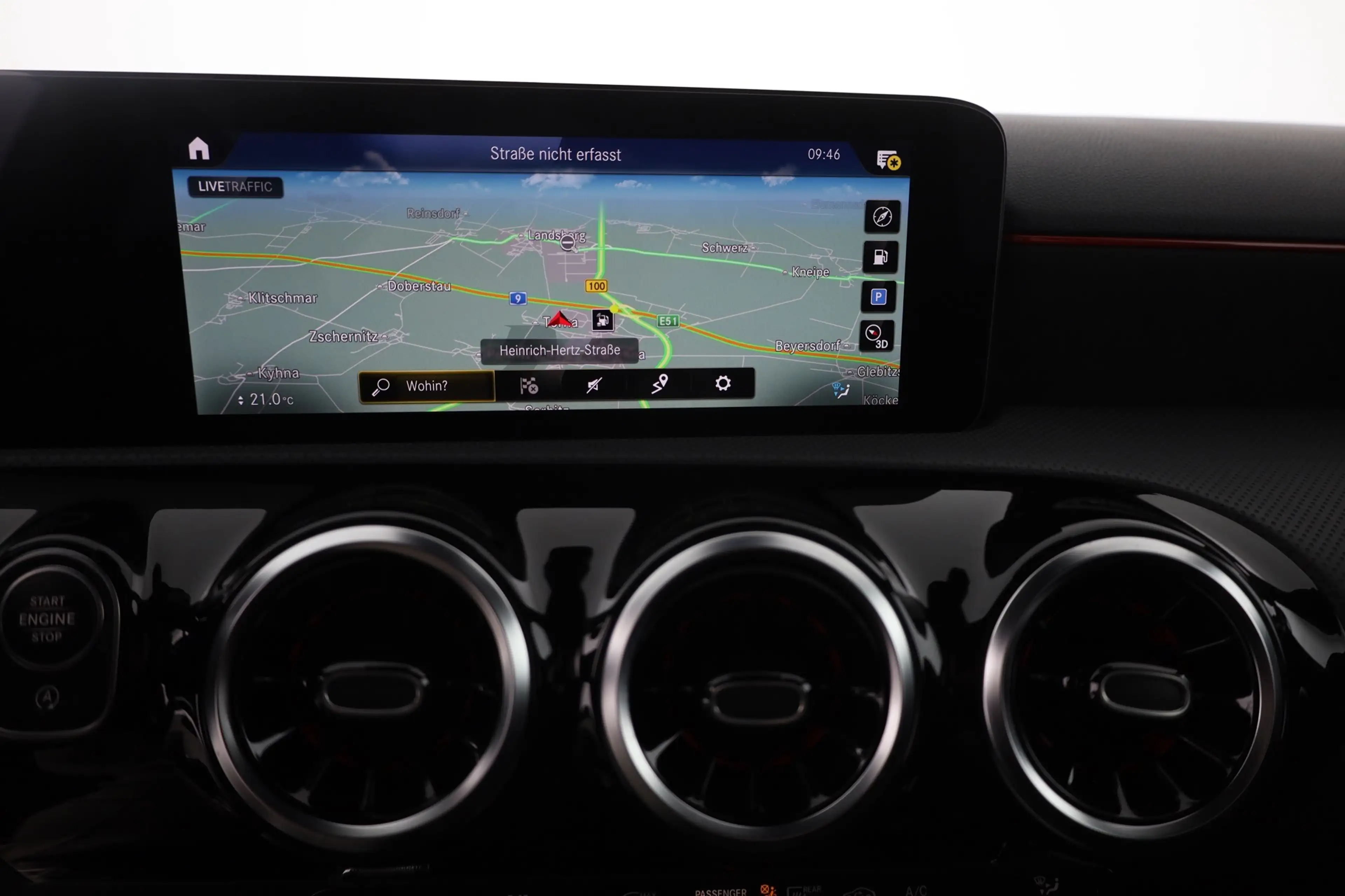 Mercedes-Benz A 35 AMG 4Matic LED Navi Alcantara AHK Kamera DAB — photo 11