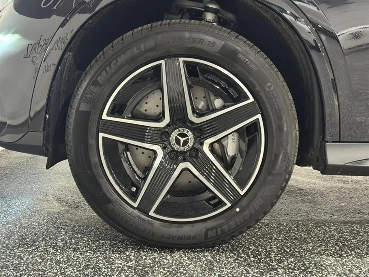 Mercedes-Benz GLC снимка Mercedes-Benz GLC