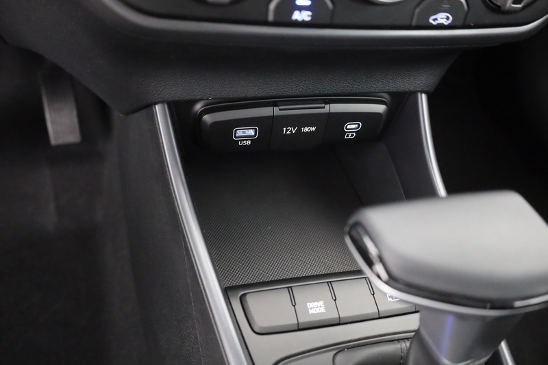 Hyundai i20 1.0 T-GDI Aut. Navi Kamera Tempomat — photo 13