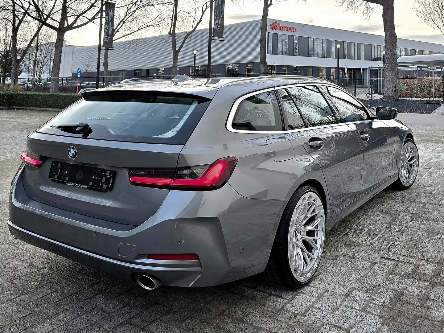 BMW 318 IA Sport-NewModel-Vernasca Leder-Widescreen-LED Gris - 2