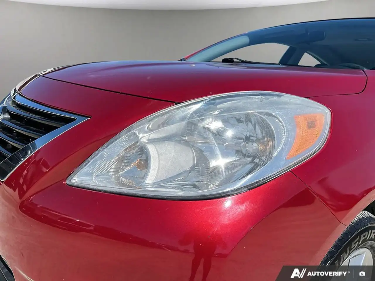 Nissan Versa снимка Nissan Versa