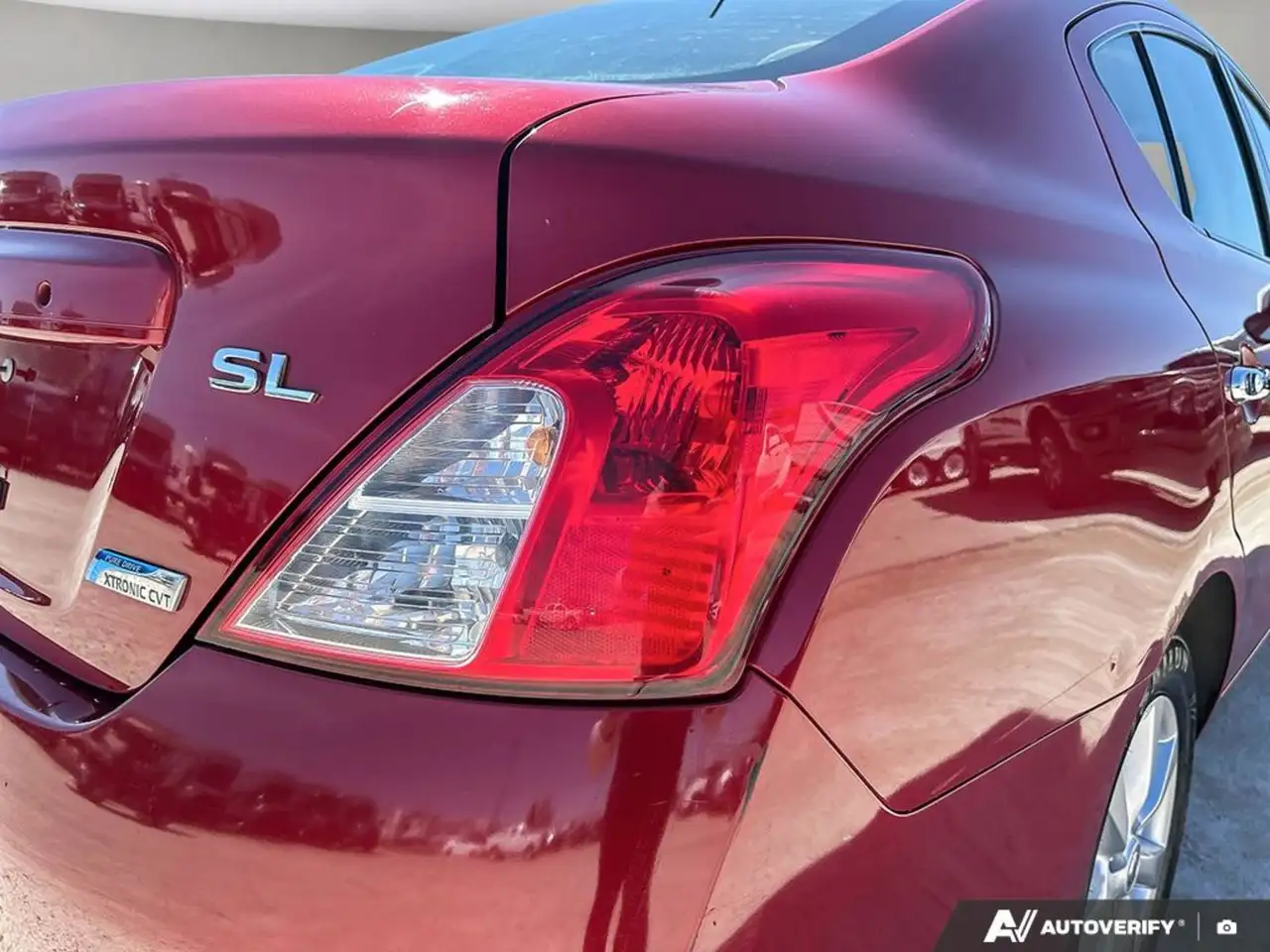 Nissan Versa снимка Nissan Versa