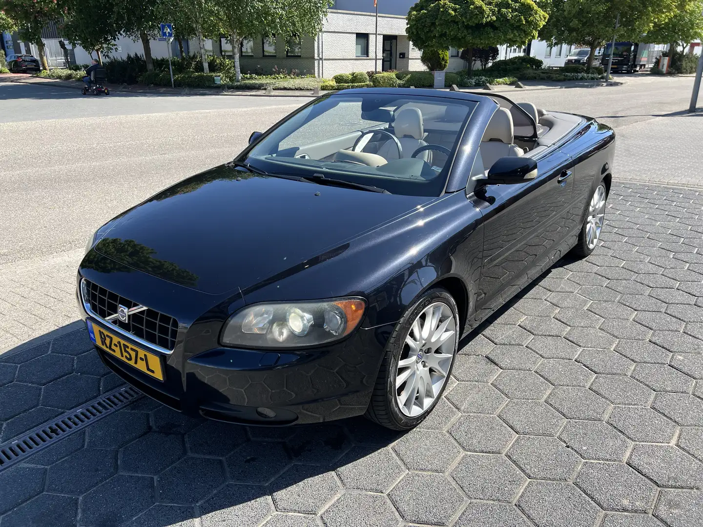 Volvo C70 T5 Aut. Summum - 1