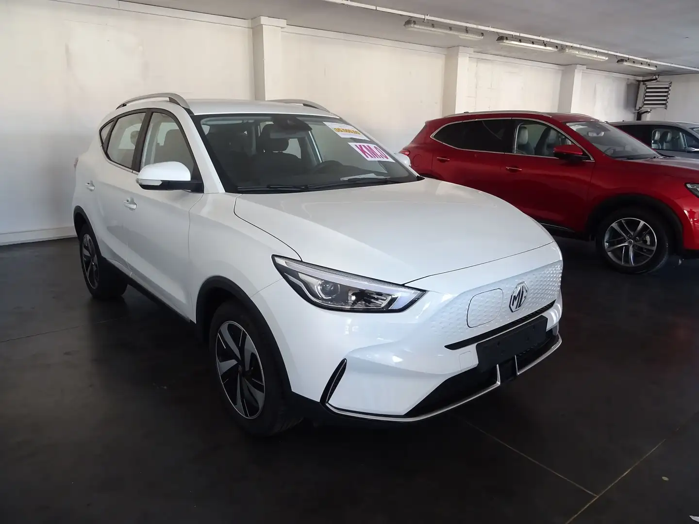 MG ZS Comfort 51 kWh Bianco - 1