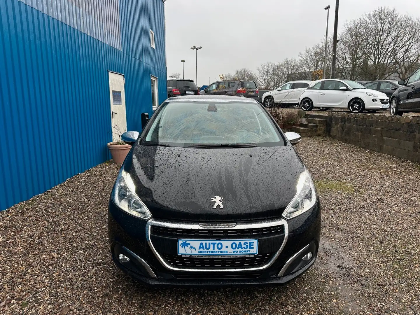 Peugeot 208 BlueHDi 100 Allure**1.Hand*Panorama*Kamera** Schwarz - 2