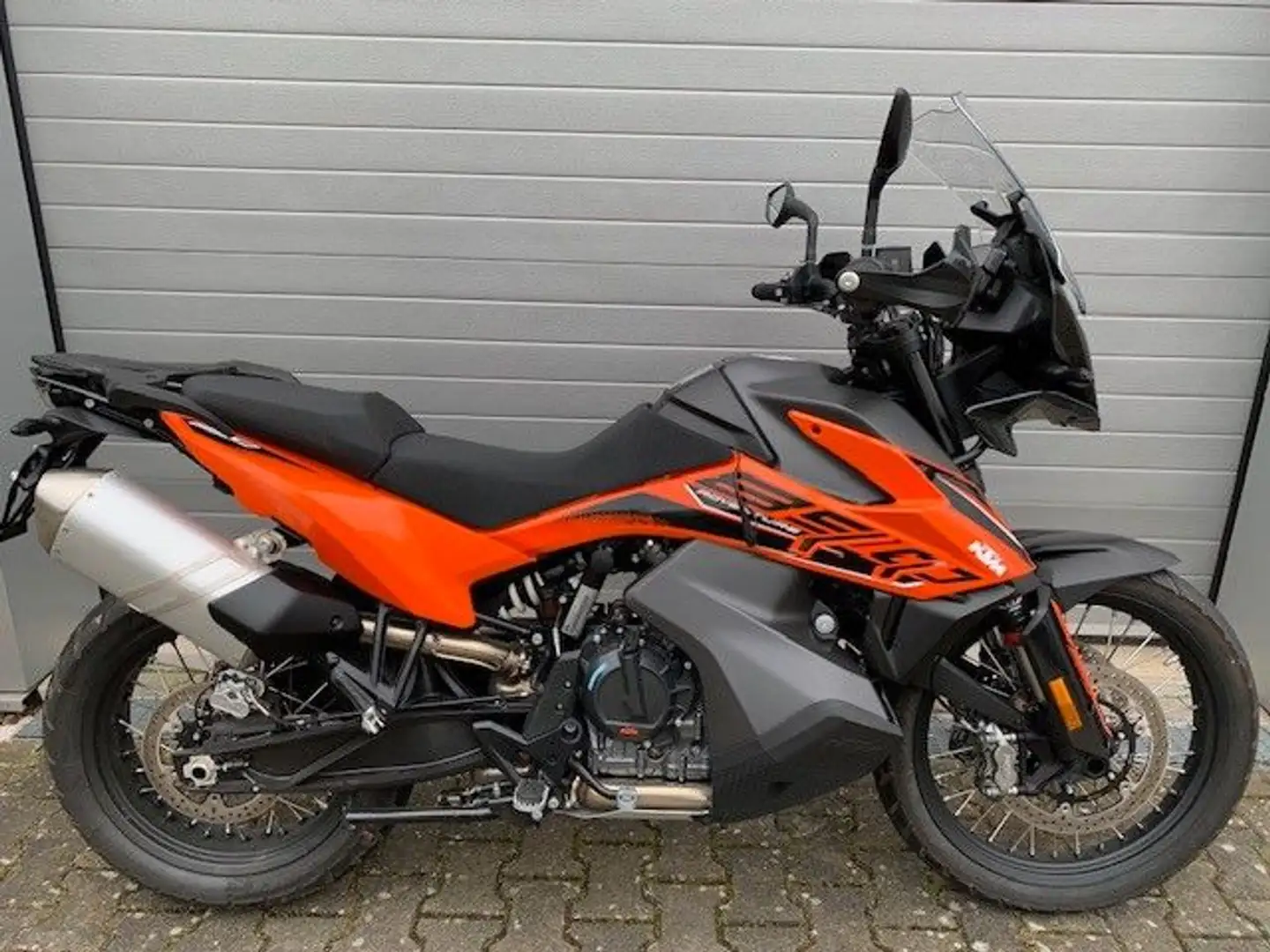 KTM 890 Adventure Orange - 1