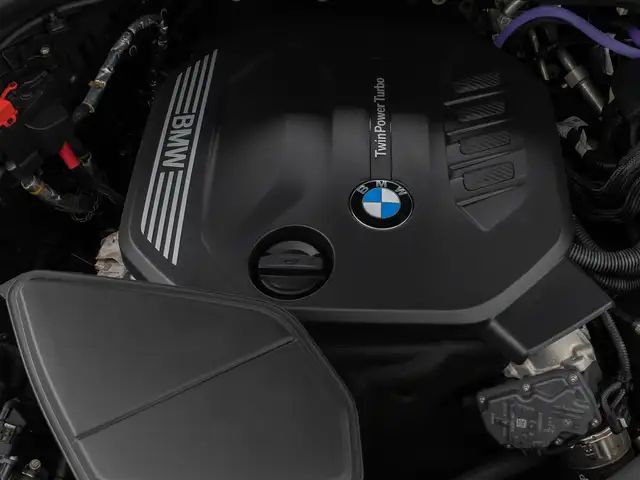 BMW X3 view 18