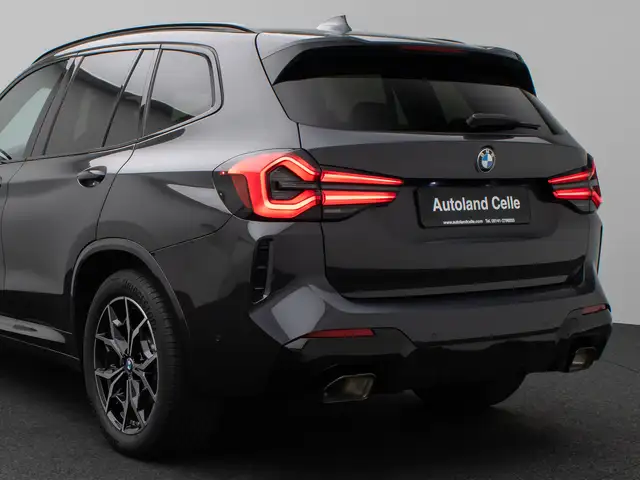 BMW X3 view 14