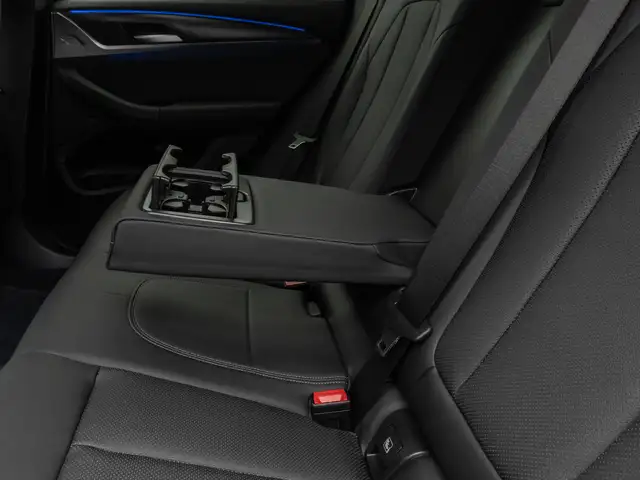 BMW X3 view 27