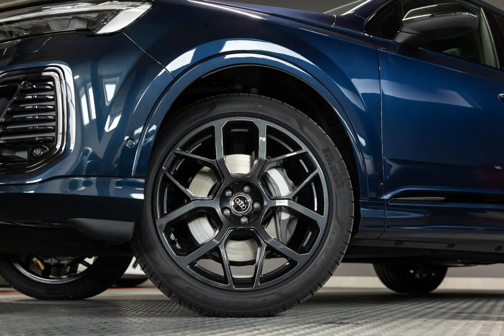 Audi Q7 50 TDI quattro S-Line Matrix SHZ AHK HUD PANO Bleu - 2