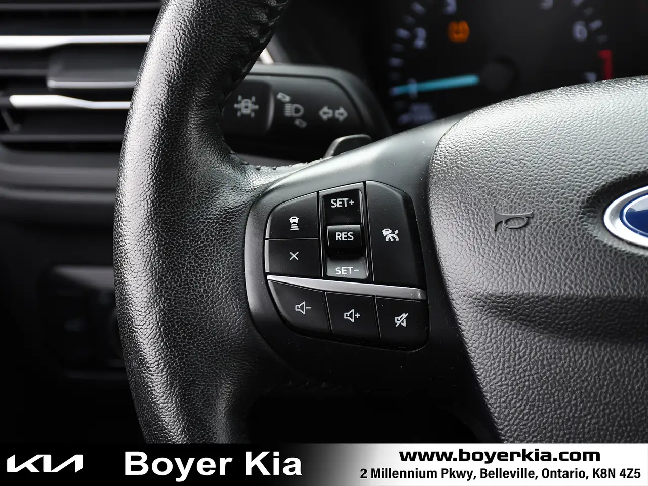 Ford Escape снимка Ford Escape