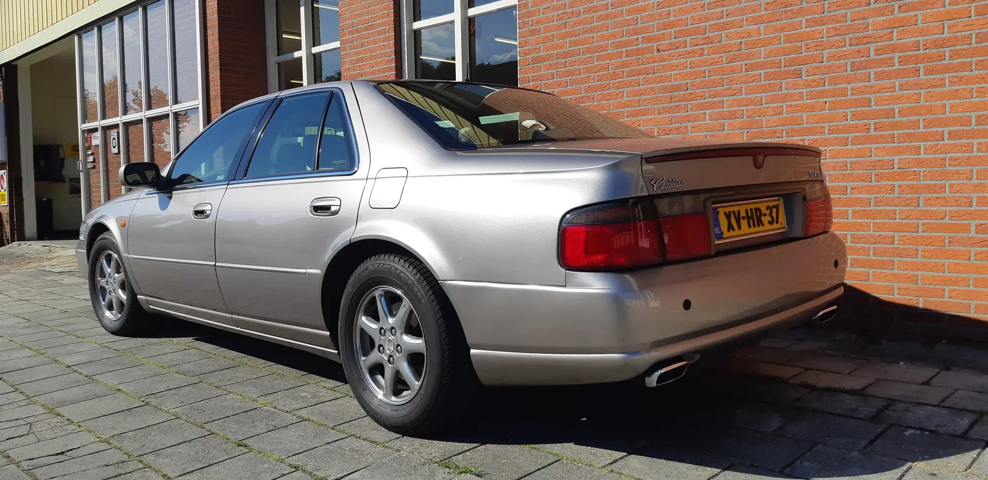 Cadillac Deville Deville 4.6-V8 STS Beige - 2