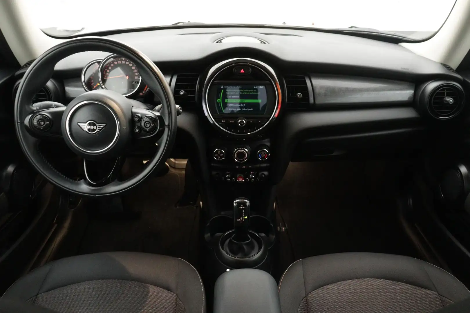 MINI Cooper Mini 1.5 Business | CARPLAY! | Goed onderH | Navig Grigio - 2