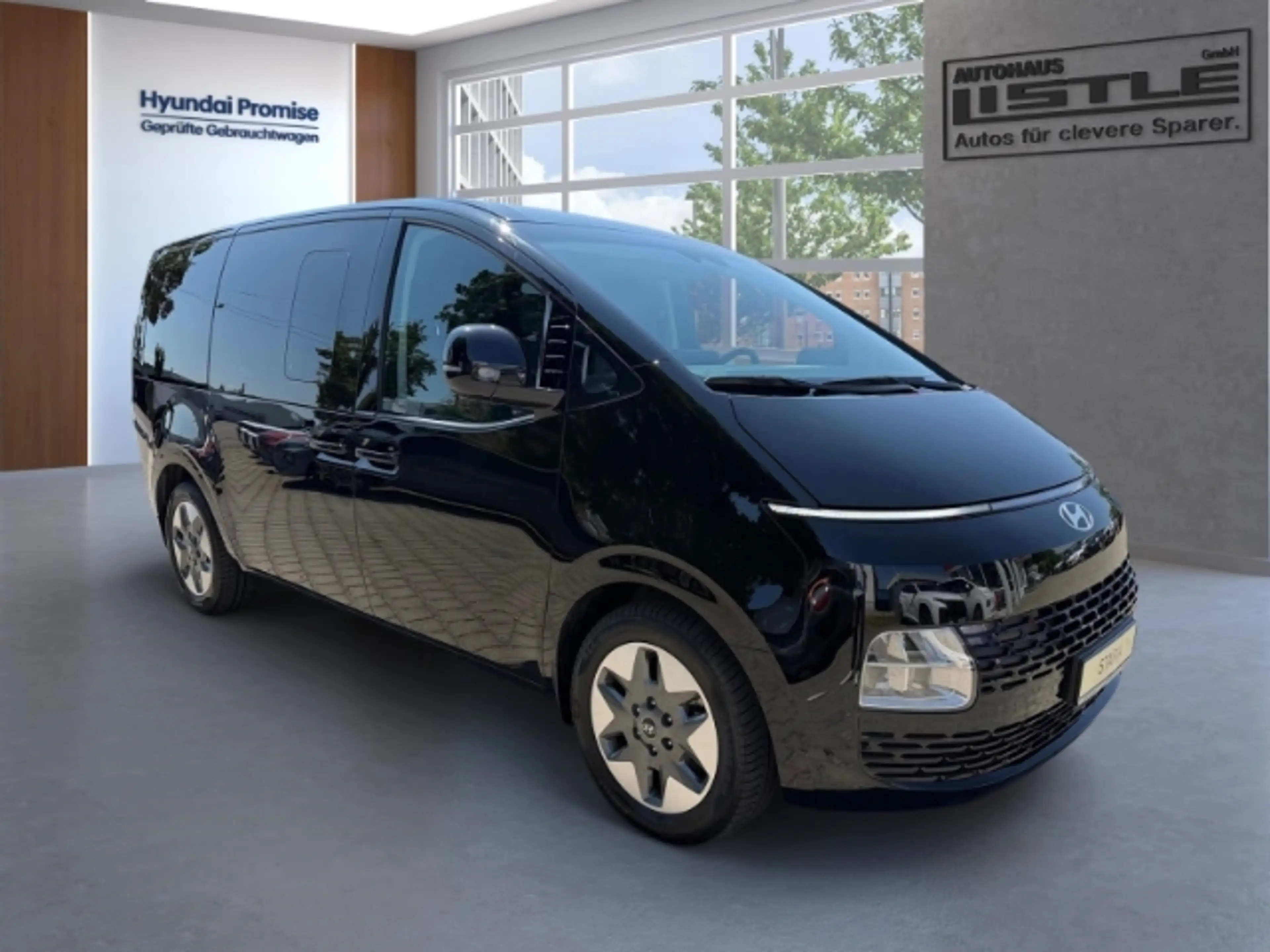Hyundai STARIA HEV 9-Sitzer (MY25) 1.6 T-GDI (225 PS) Prime Navi — photo 2
