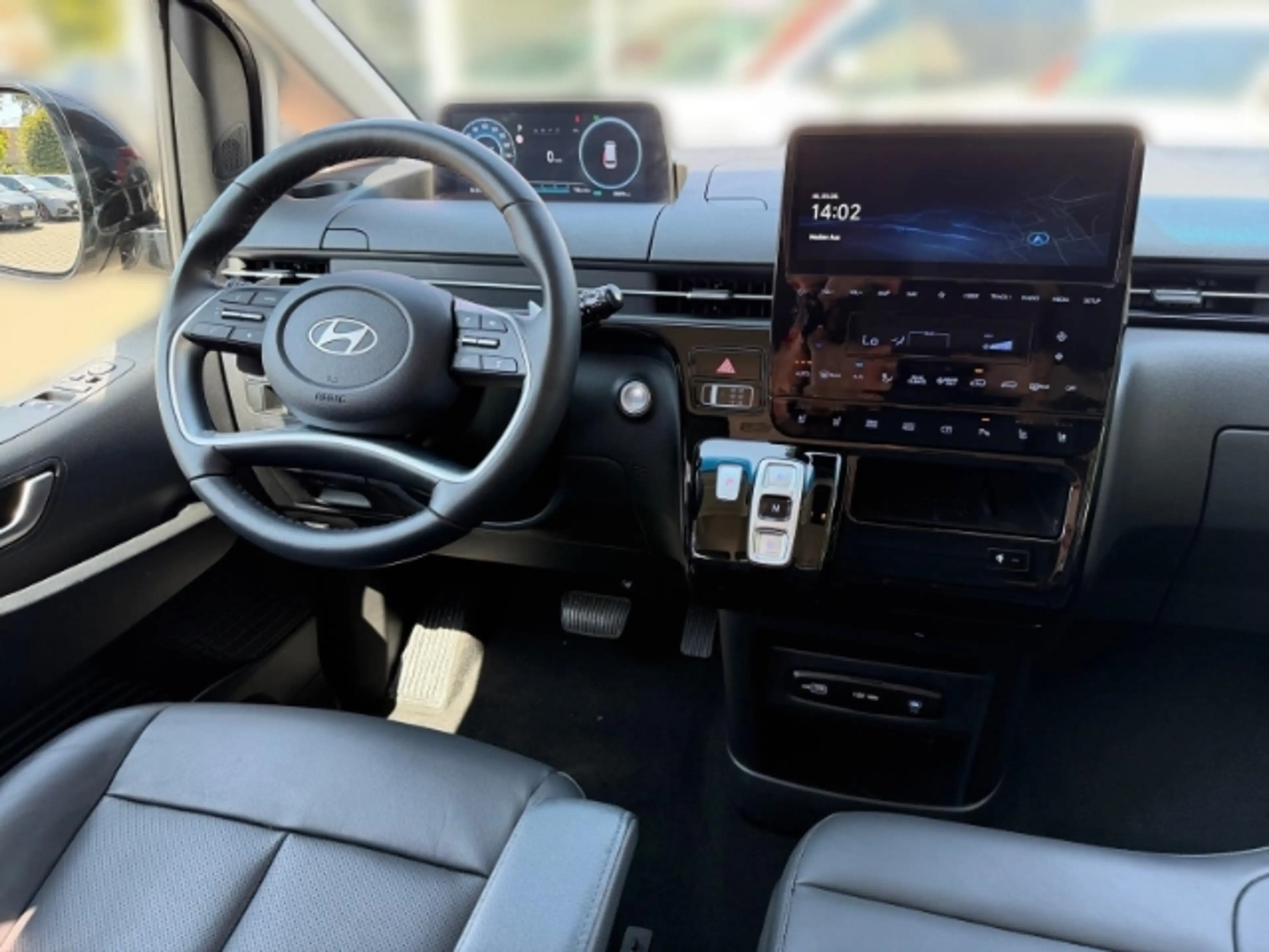 Hyundai STARIA HEV 9-Sitzer (MY25) 1.6 T-GDI (225 PS) Prime Navi — photo 10