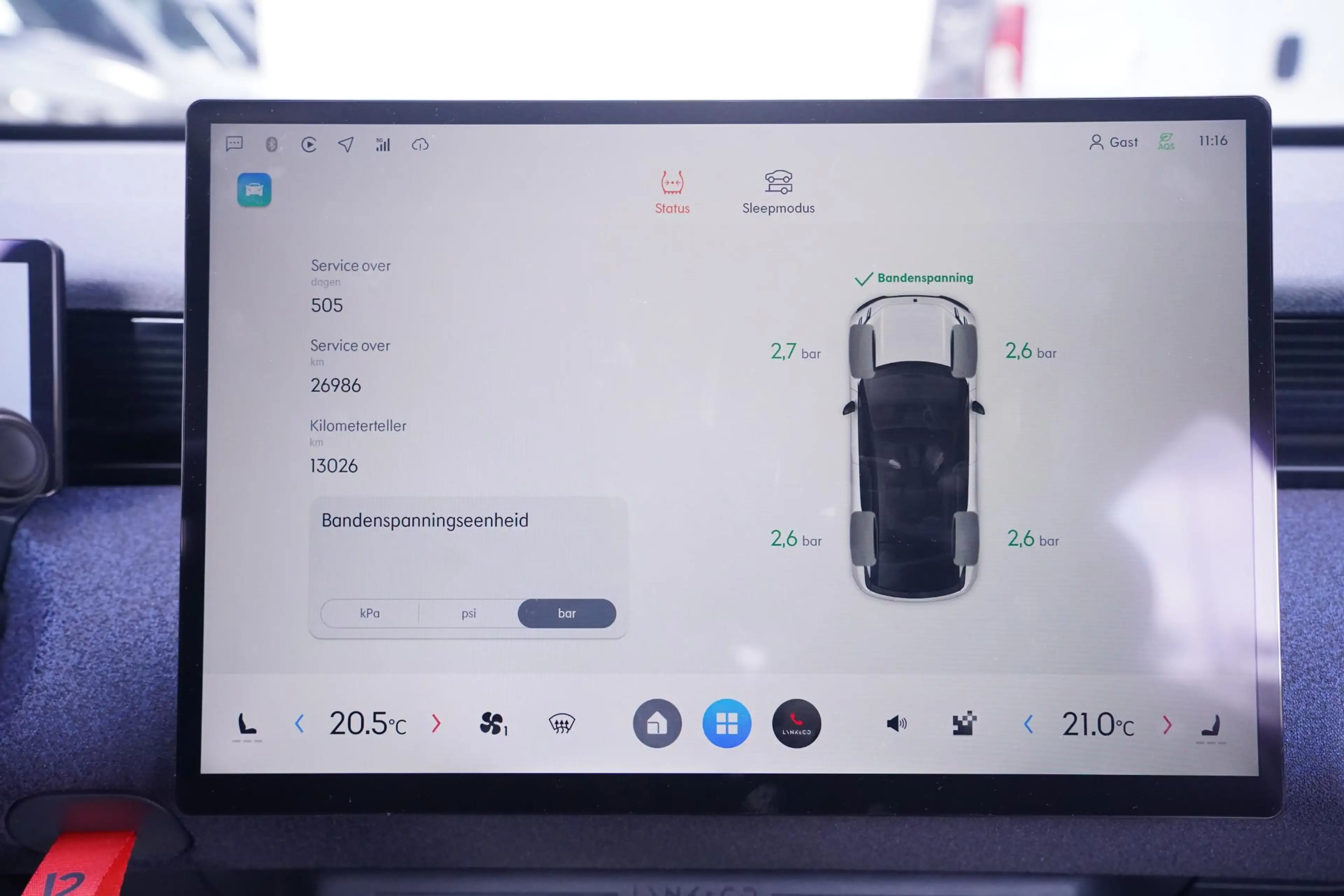 Lynk & Co 02 Core 66 kWh SOH 99% Apple Carplay Panoramadak Acht — photo 34
