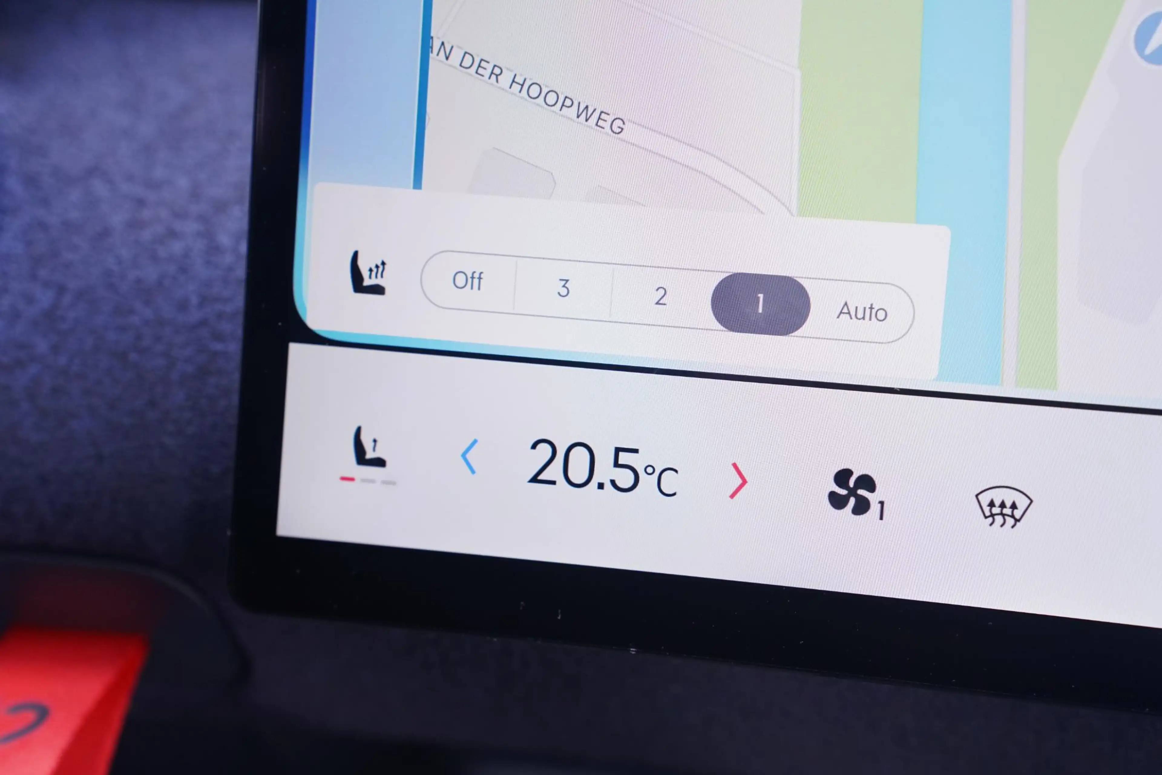 Lynk & Co 02 Core 66 kWh SOH 99% Apple Carplay Panoramadak Acht — photo 37