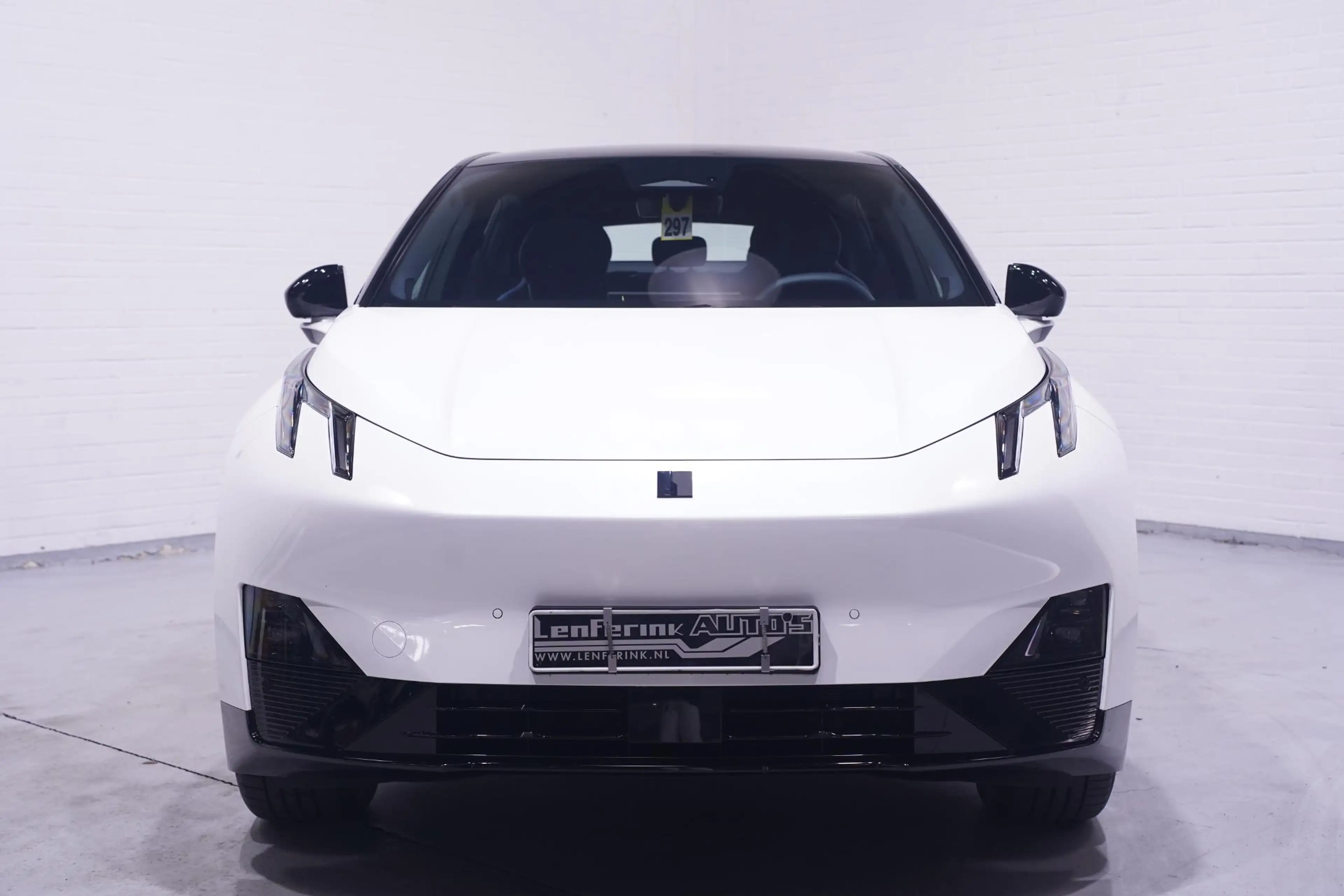 Lynk & Co 02 Core 66 kWh SOH 99% Apple Carplay Panoramadak Acht — photo 2