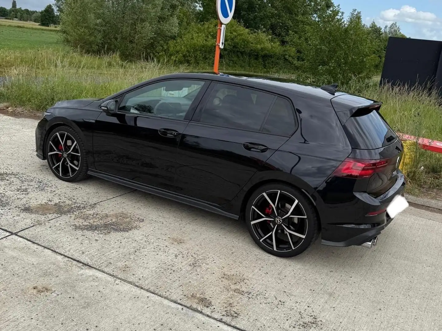 Volkswagen Golf GTD Golf 2.0 TDI SCR DSG GTD Black - 2