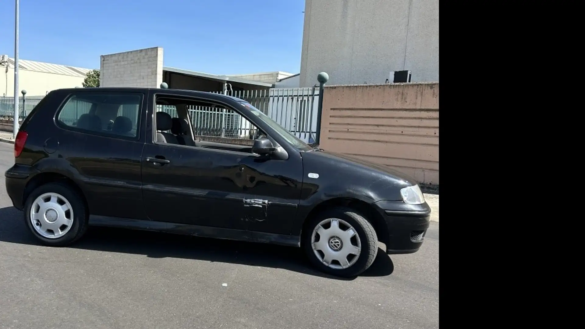 Volkswagen Polo 1.4 Trendline Nero - 2