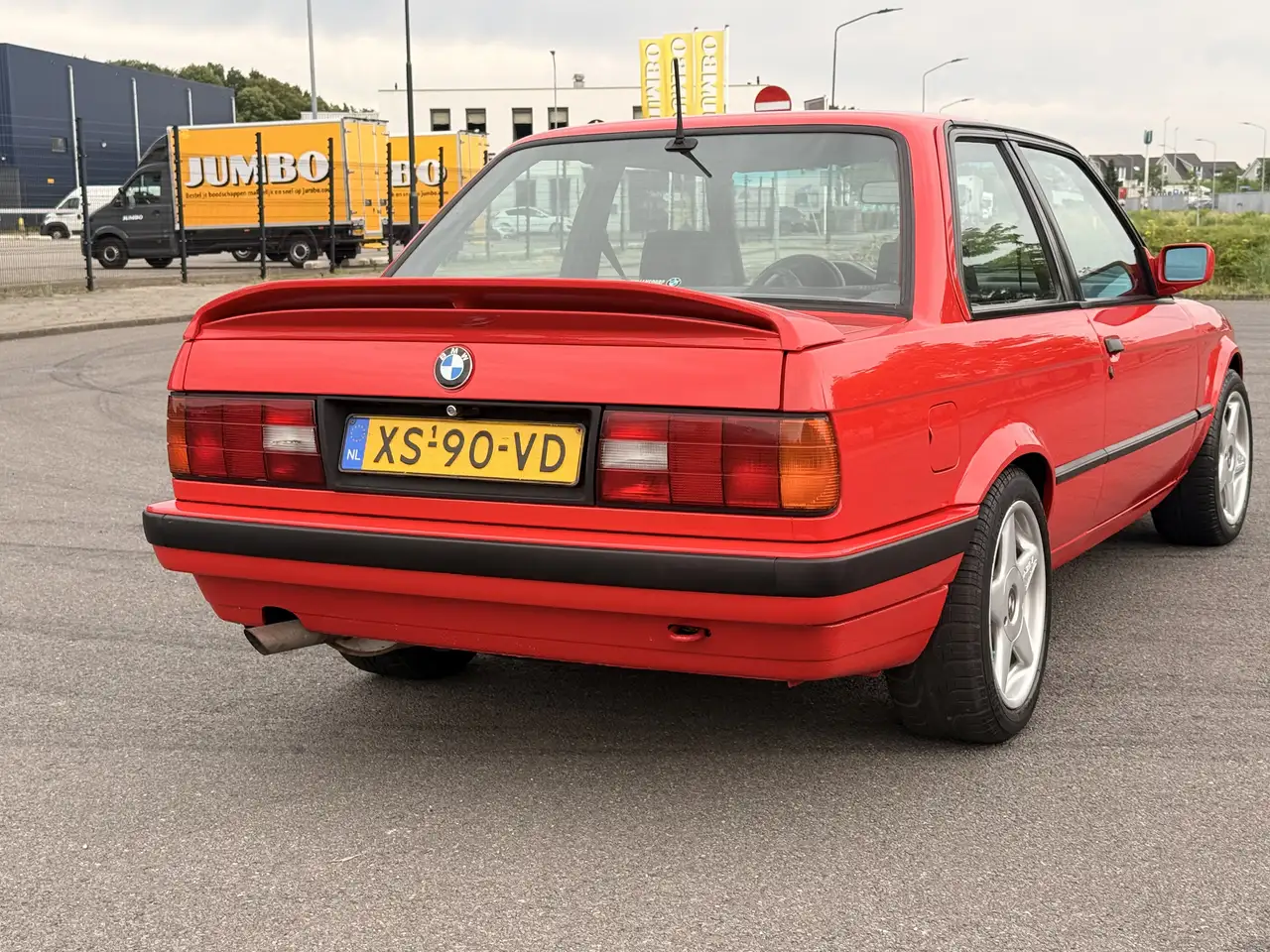 BMW 318is Apk 2028, foto 3