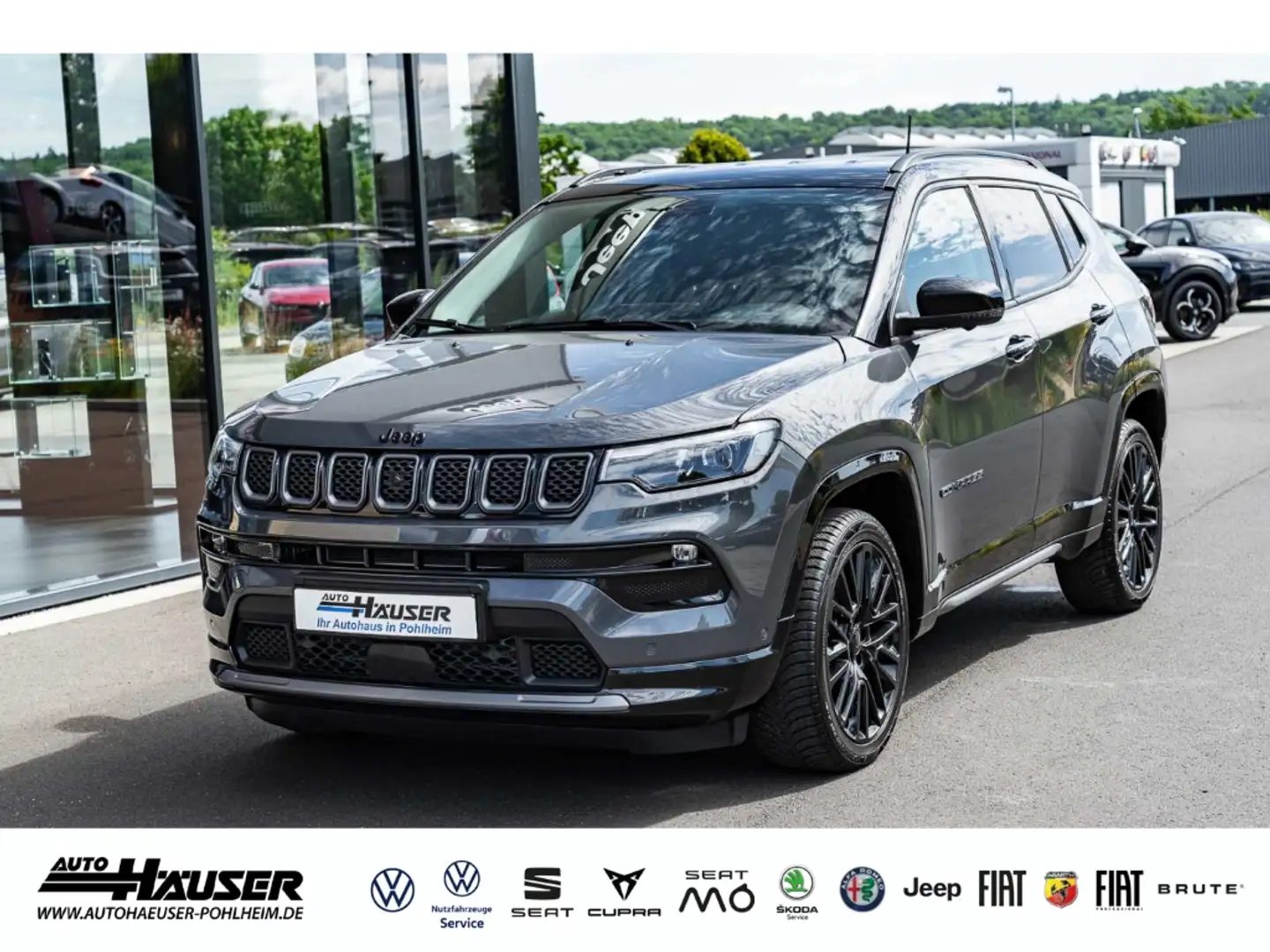 Jeep Compass e-Hybrid MY23 ''S'' 1.5 T4 DCT MHEV LEDER NAVI VIR Grau - 1