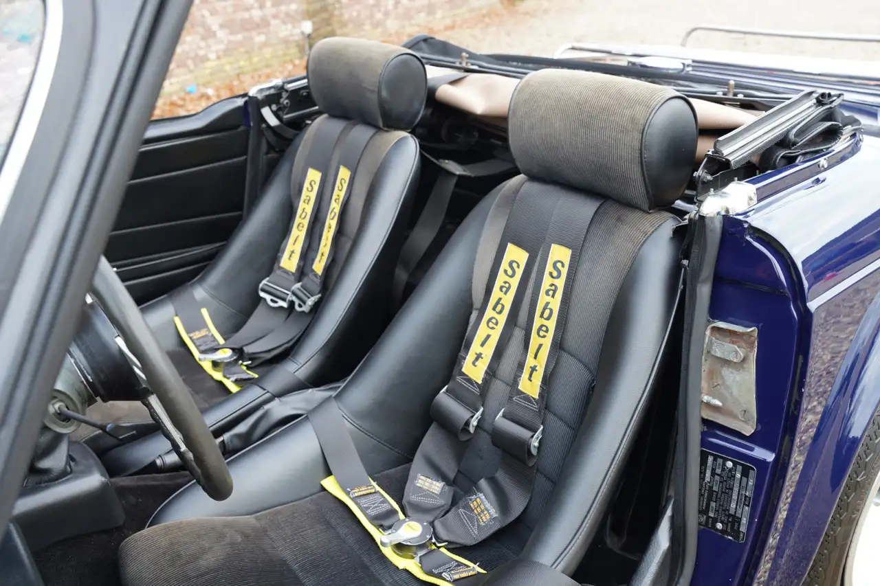 Triumph TR6 "Body-off" restored and mechanically rebuilt condi, foto 9