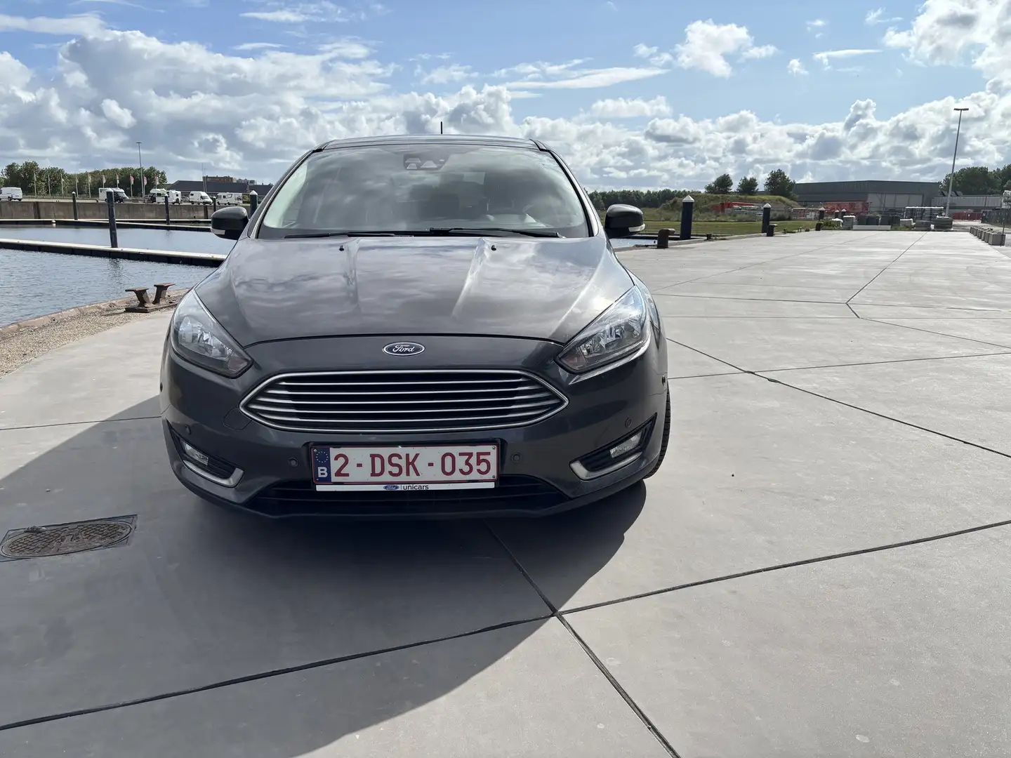 Ford Focus Grijs - 1