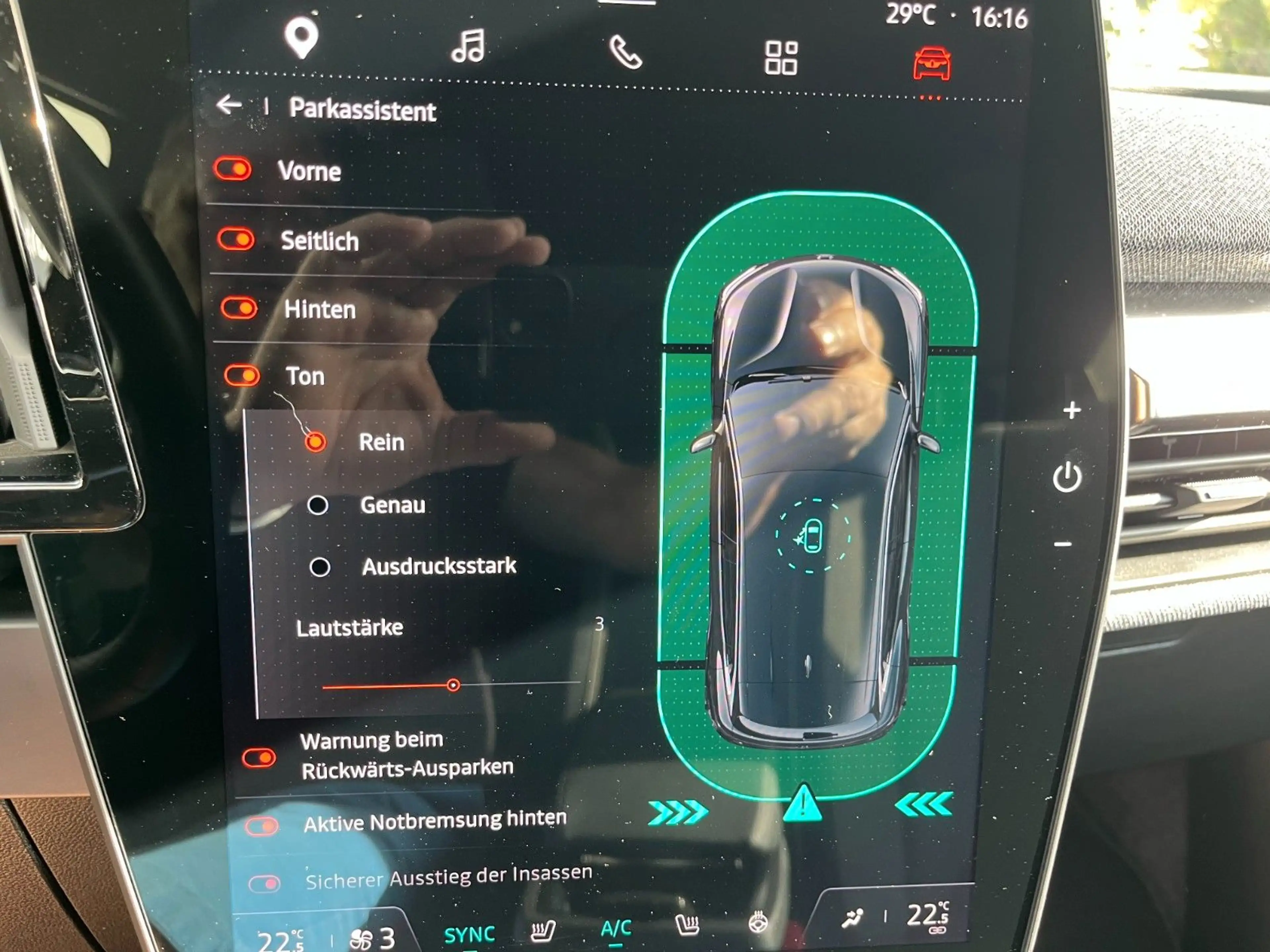 Renault Megane E-Tech Megane Techno 220/60 GJR 360`Kamera 1.Hand — photo 13