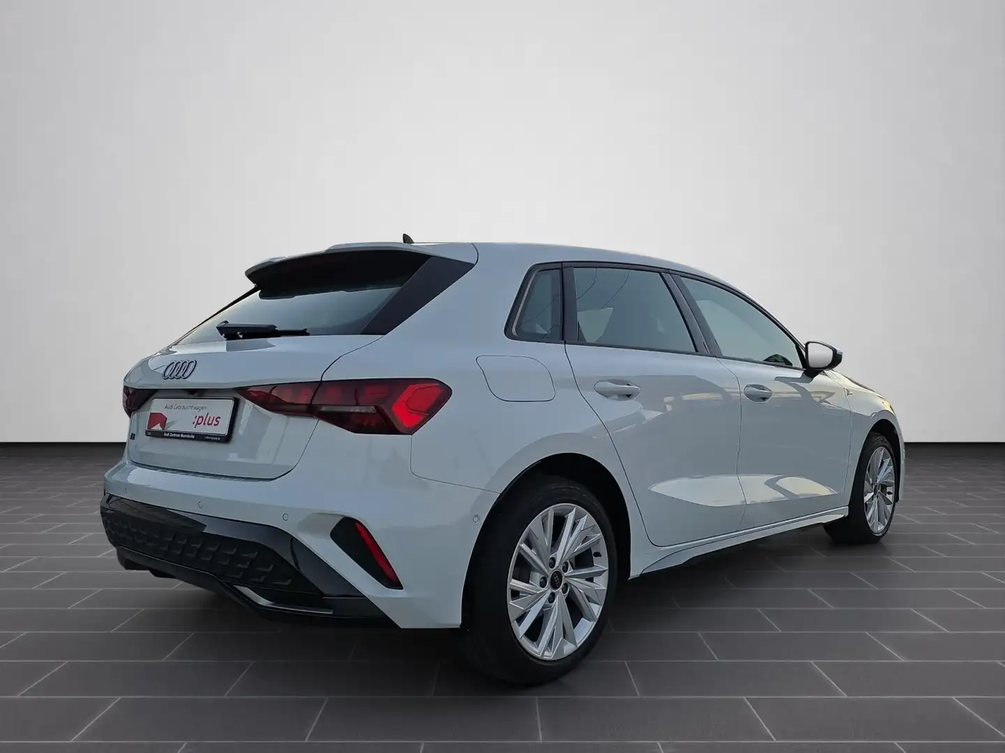Audi A3 35 TFSI S tronic S LINE NAVI PLUS A Weiß - 2