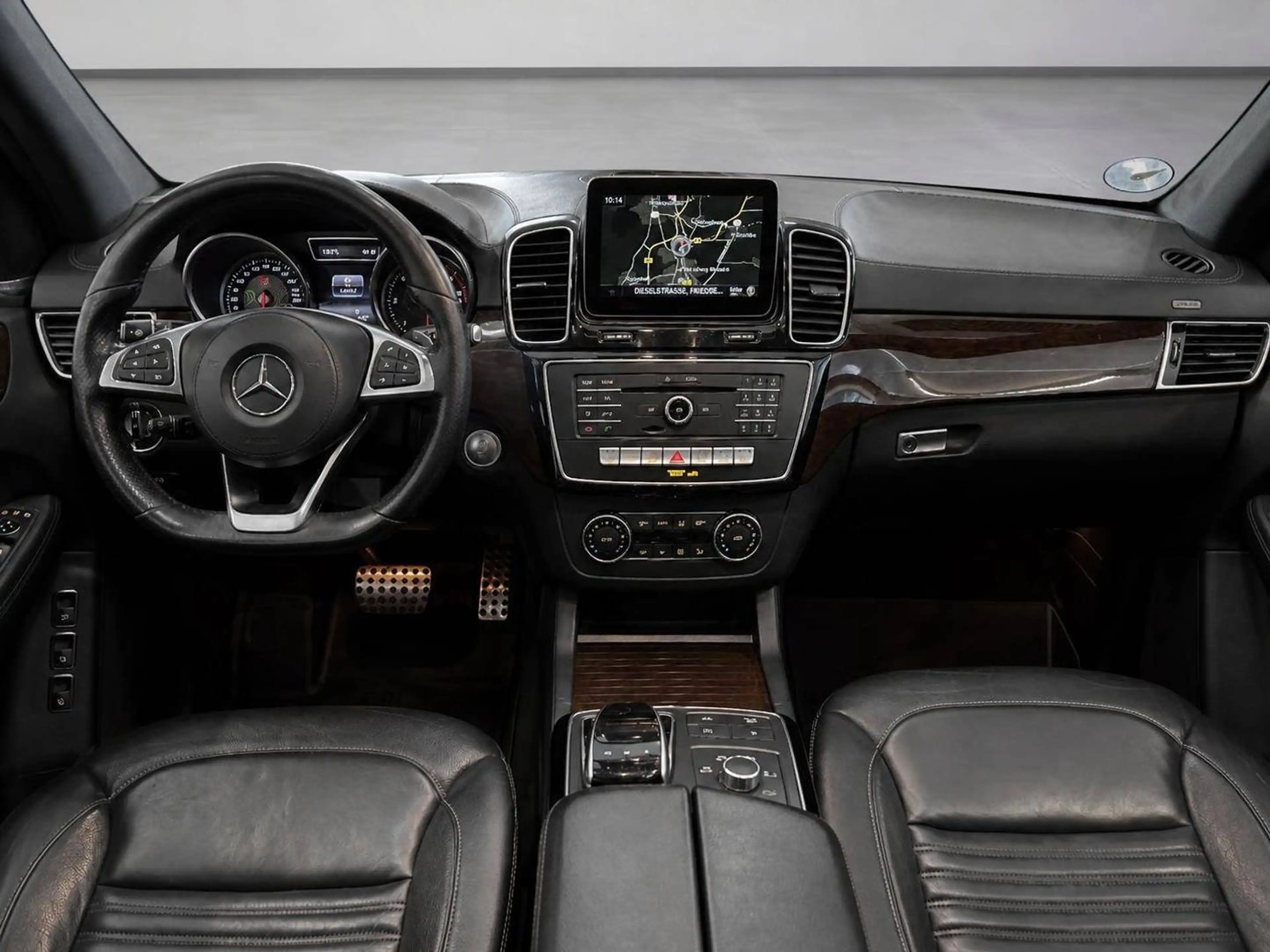 Mercedes-Benz GLS 350 GLS 350 d 4Matic AMG Line LED//360°/7.Sitz/AHK/ — photo 10