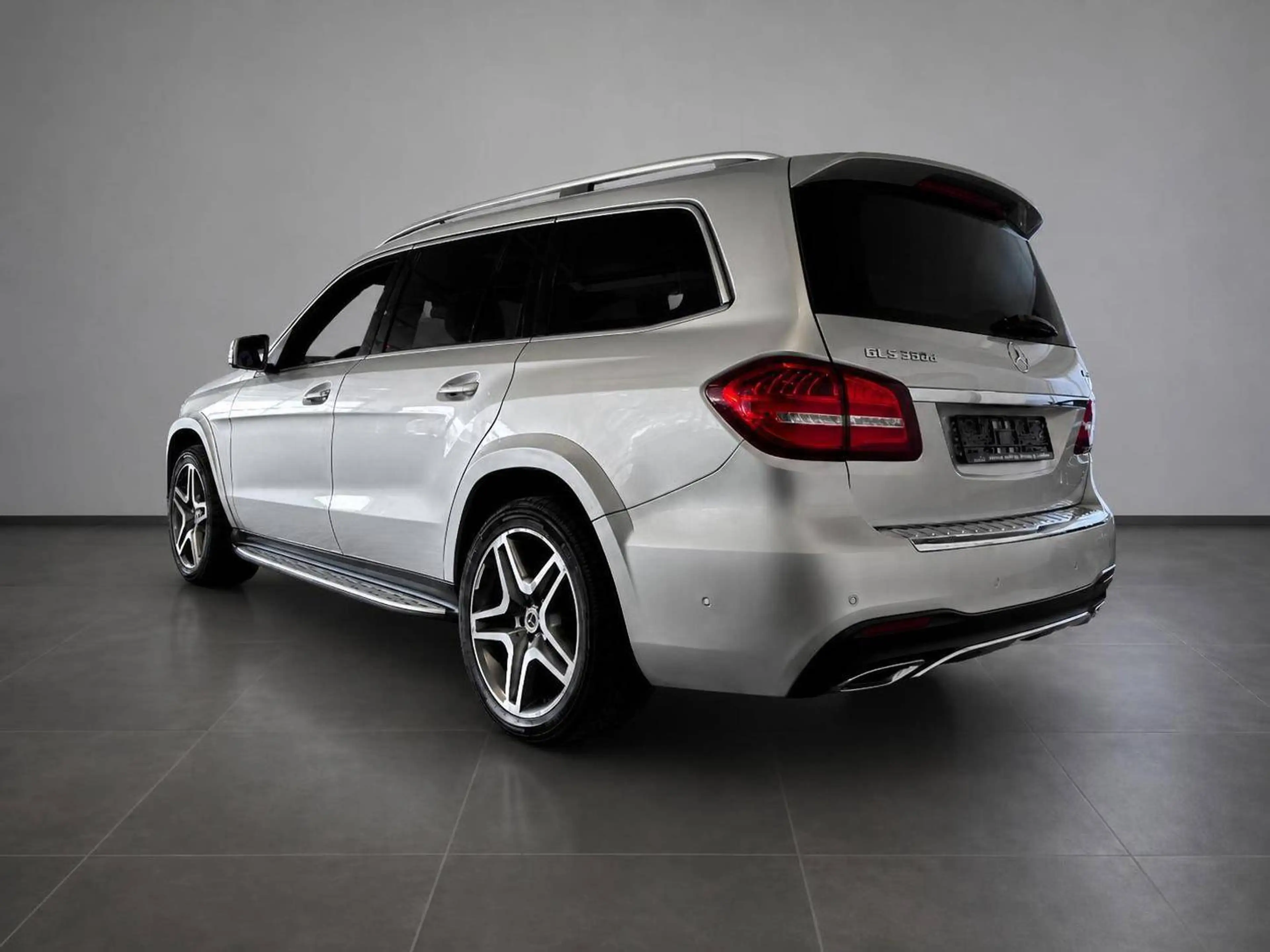 Mercedes-Benz GLS 350 GLS 350 d 4Matic AMG Line LED//360°/7.Sitz/AHK/ — photo 4