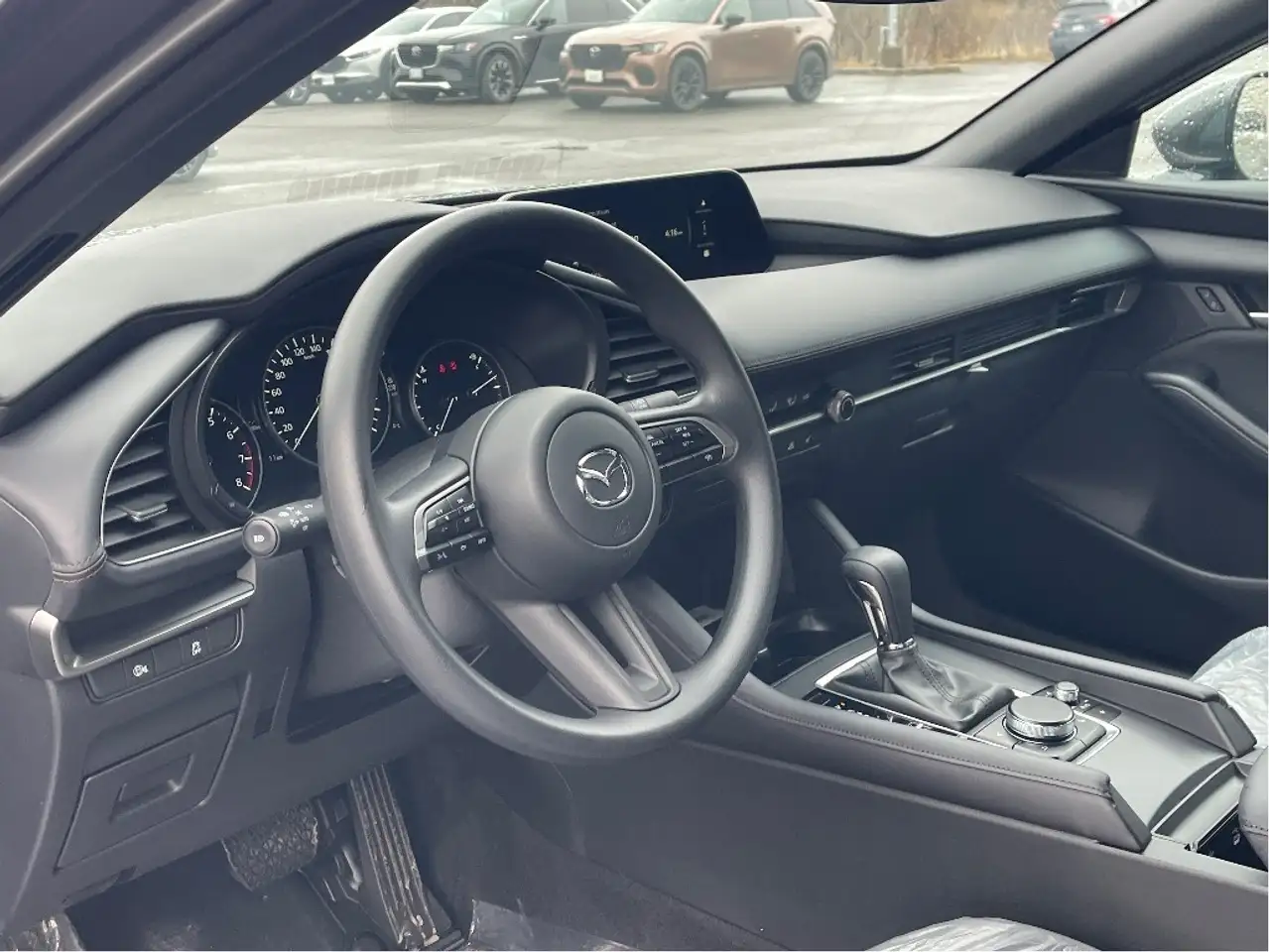 Mazda 3 снимка Mazda 3