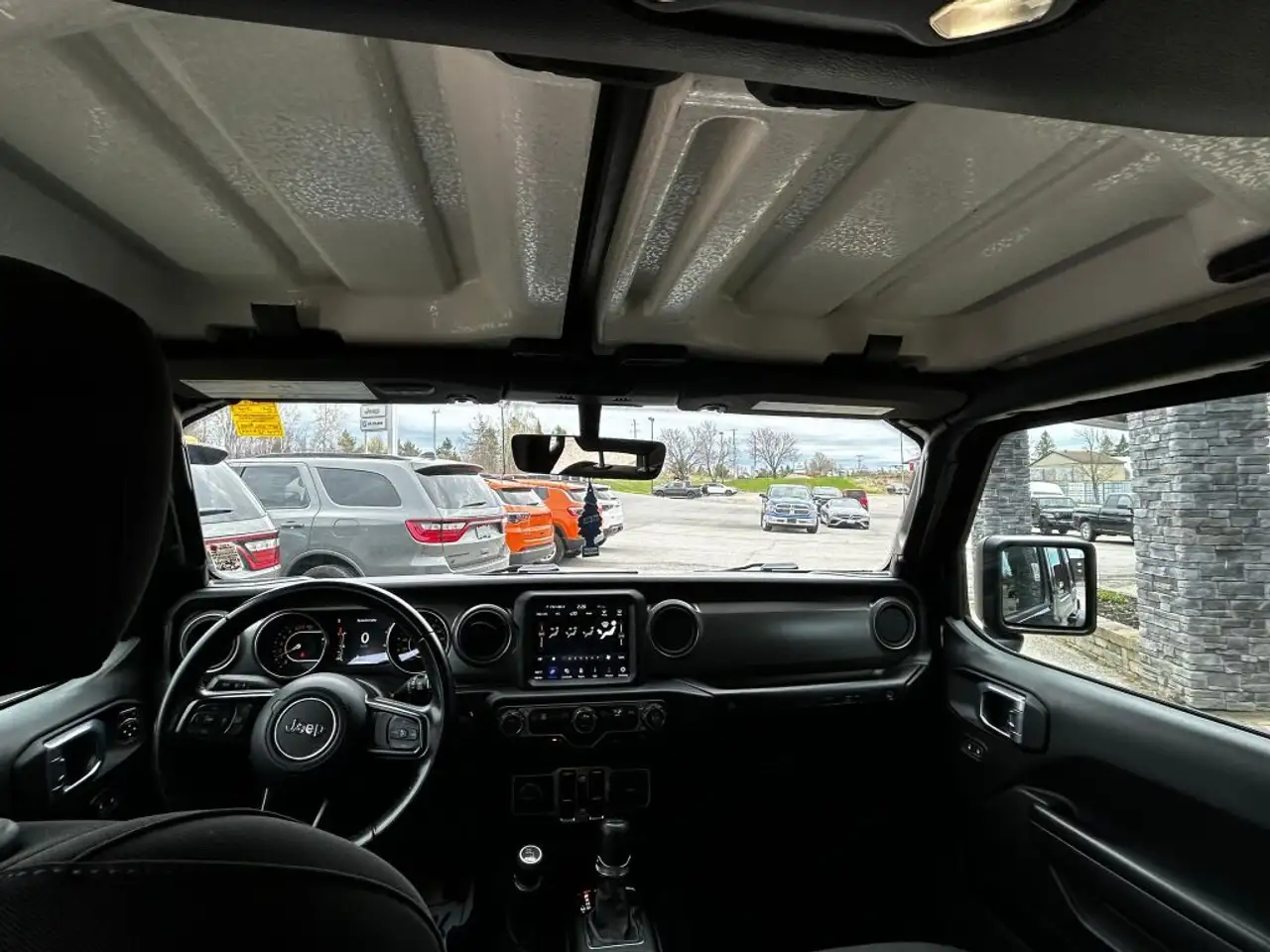 Jeep Wrangler снимка Jeep Wrangler