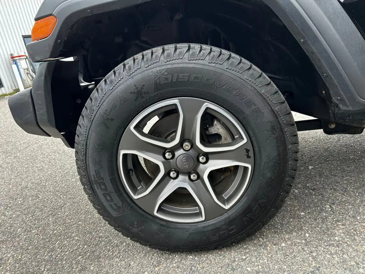 Jeep Wrangler снимка Jeep Wrangler