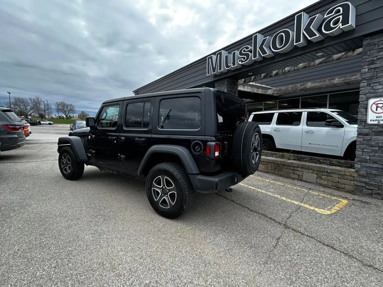 Jeep Wrangler снимка Jeep Wrangler
