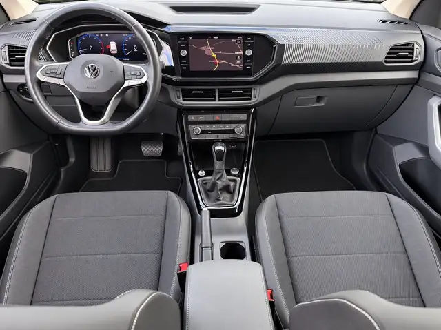Volkswagen T-Cross view 10