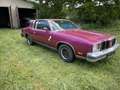 Oldsmobile Cutlass V8 Diesel Burdeos - thumbnail 2
