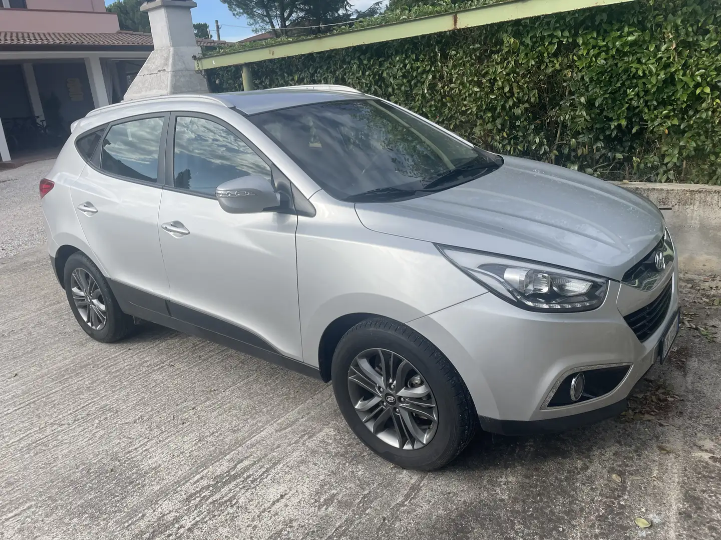 Hyundai iX35 1.7 crdi Xpossible 2wd FL Full Optional - 2