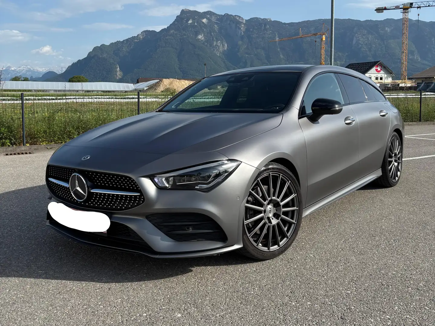 Mercedes-Benz CLA 200 CLA 200 Shooting Brake Grau - 1