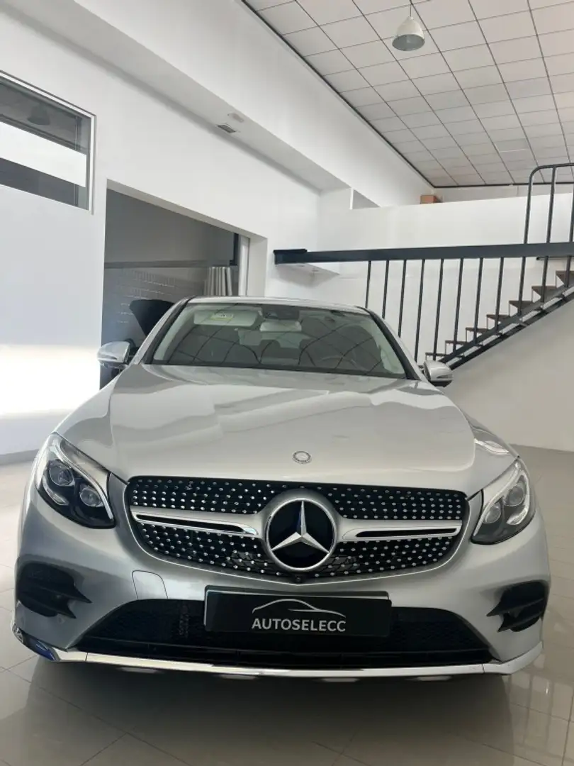 Mercedes-Benz GLC 250 Coupé 250d 4Matic Aut. Gris - 2