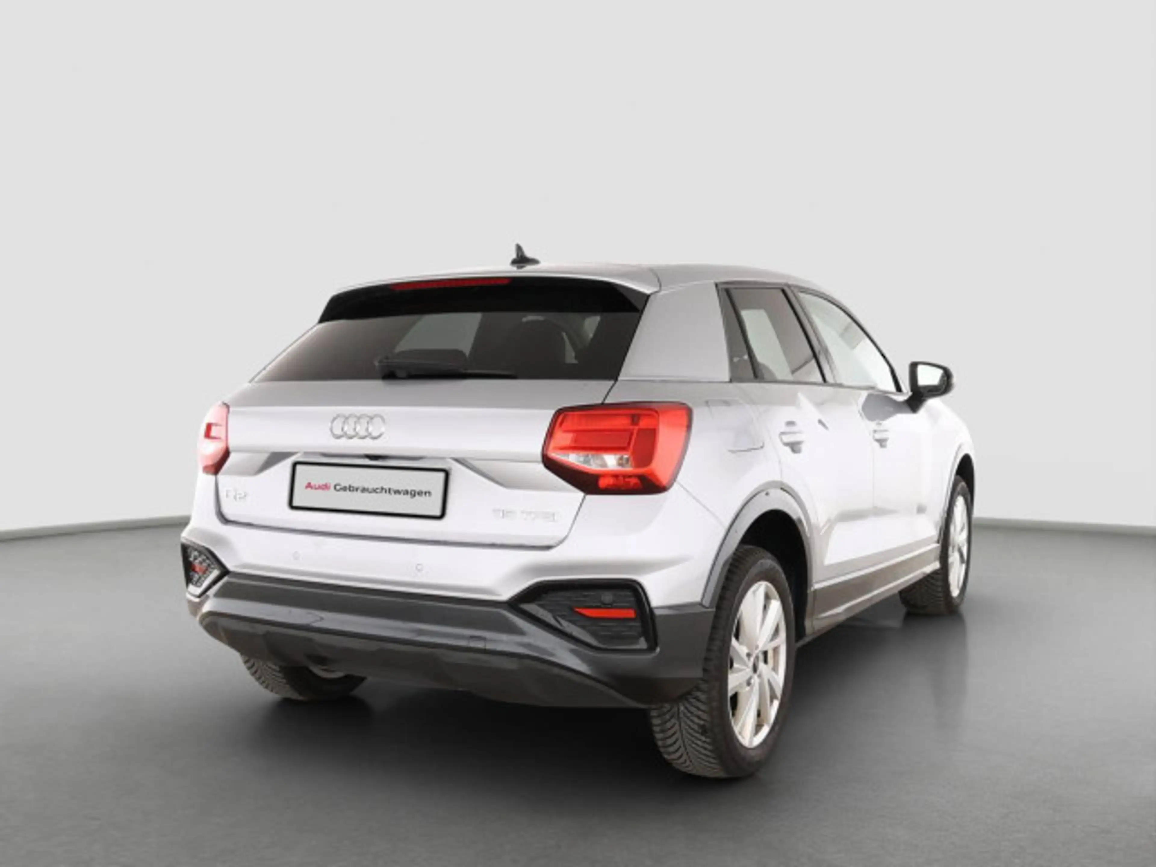 Audi Q2 advanced 35 TFSI APP BLACK KAM NAV SHZ 5J.GAR — photo 4