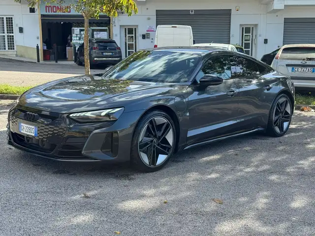 Audi e-tron GT quattro